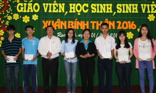 Kiên Giang: Tổ chức họp mặt giáo viên, học sinh, sinh viên Xuân Bính Thân 2016